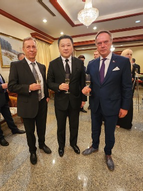 TRCC Member Soopakij Chearavanont Received Russian Friendship Order