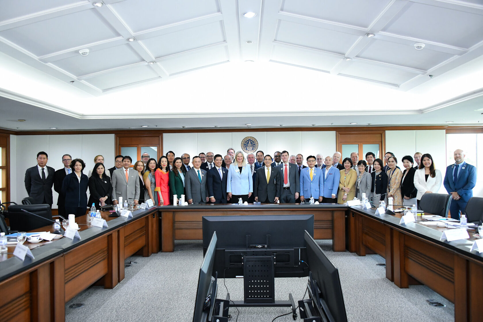 TRCC President Participates in JFCCT Meeting with the Ministry of Foreign Affairs of Thailand